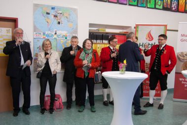 Sektempfang beim Frühlingskonzert (c) Petra Reisinger