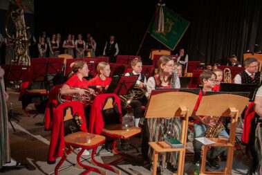 Juniororchester beim Frühlingskonzert (c) Petra Reisinger