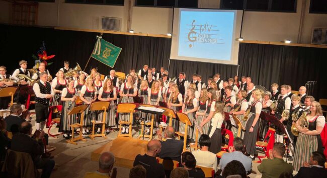 Musikerinnen und Musiker des Orchesters des Musikverein Groß Gerungs